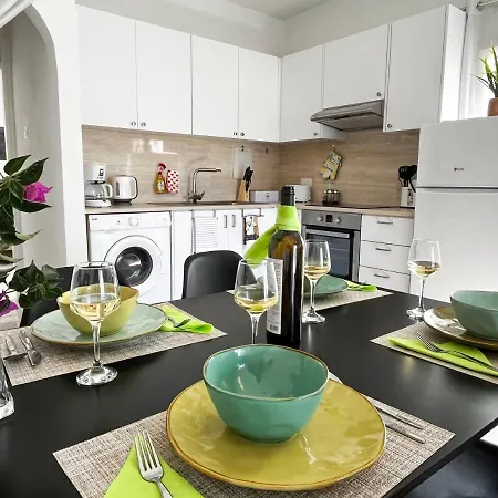 Διαμέρισμα Modern Only 300m From Famous Venus *